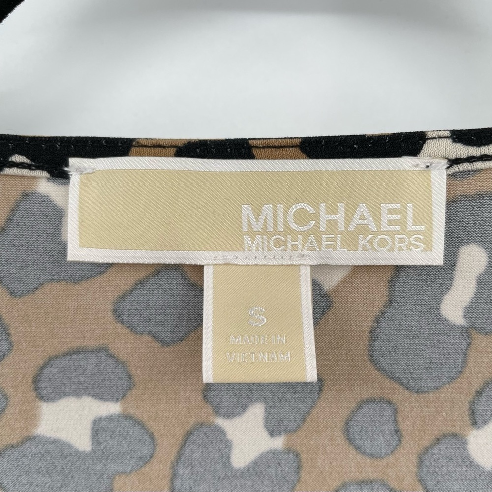 Michael Michael Kors Leopard Print Knit Blouse - Picture 9 of 10